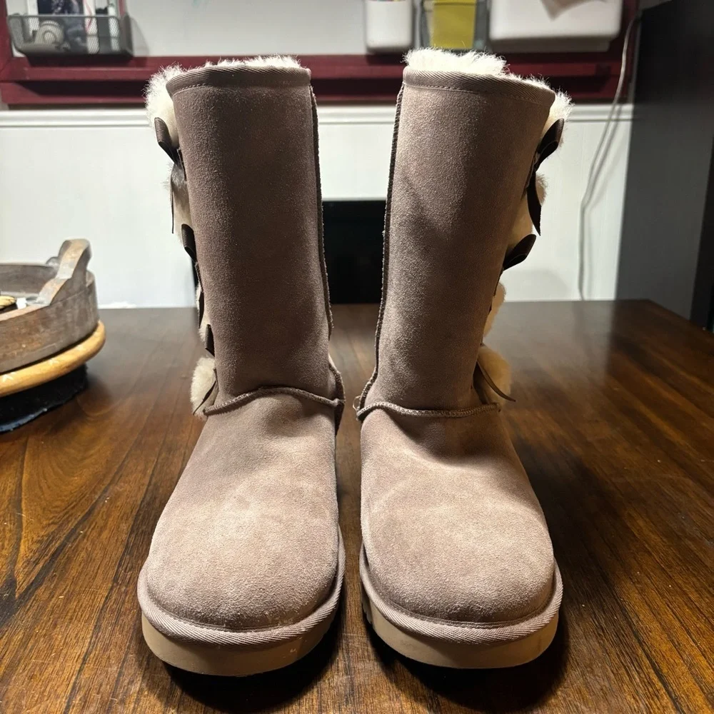 NWOB Koolaburra by Ugg Victoria Tall Boots cinder size 9